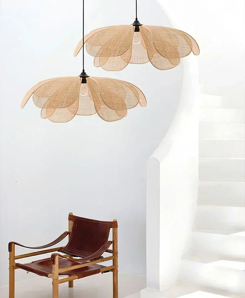 Mariposa Lamp